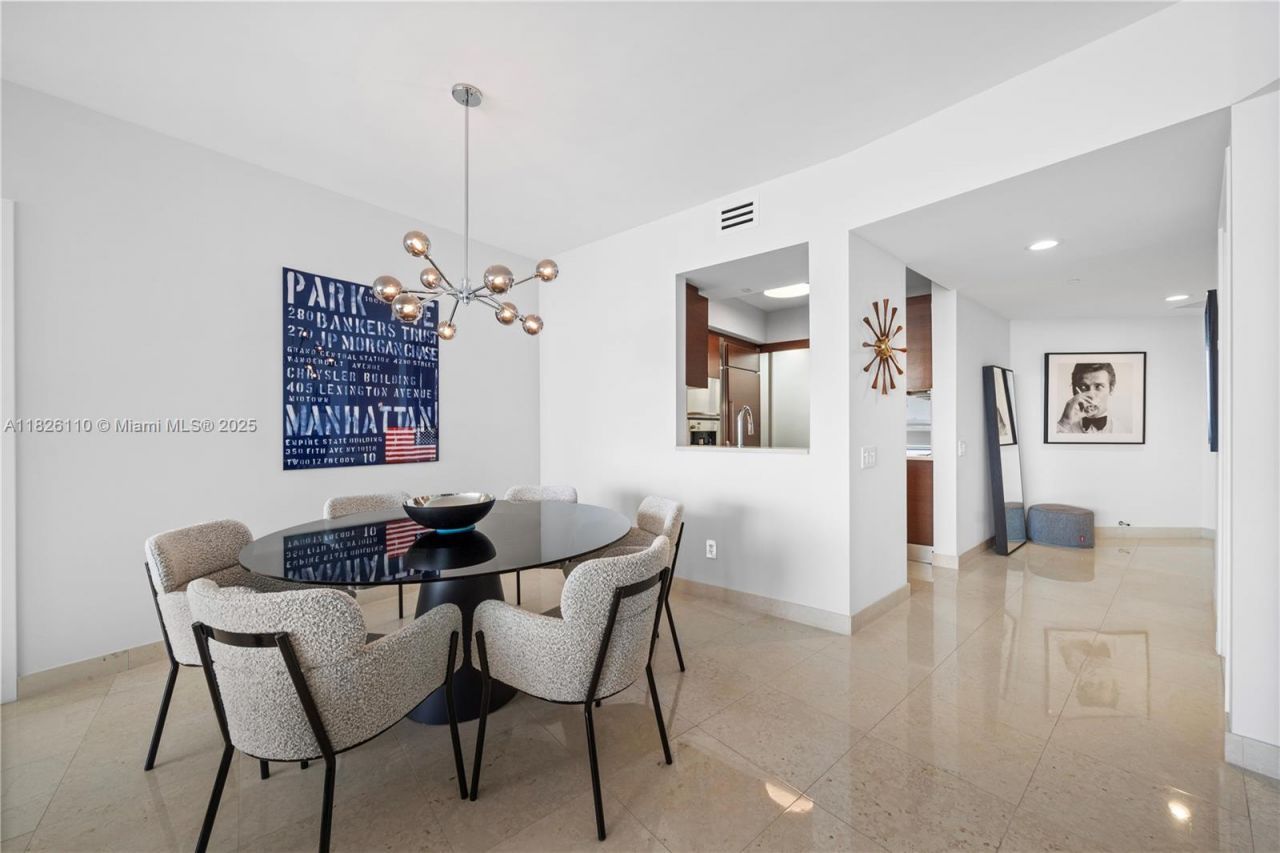 450 Alton Rd, Unit 2705, Miami Beach, FL 33139 Photo