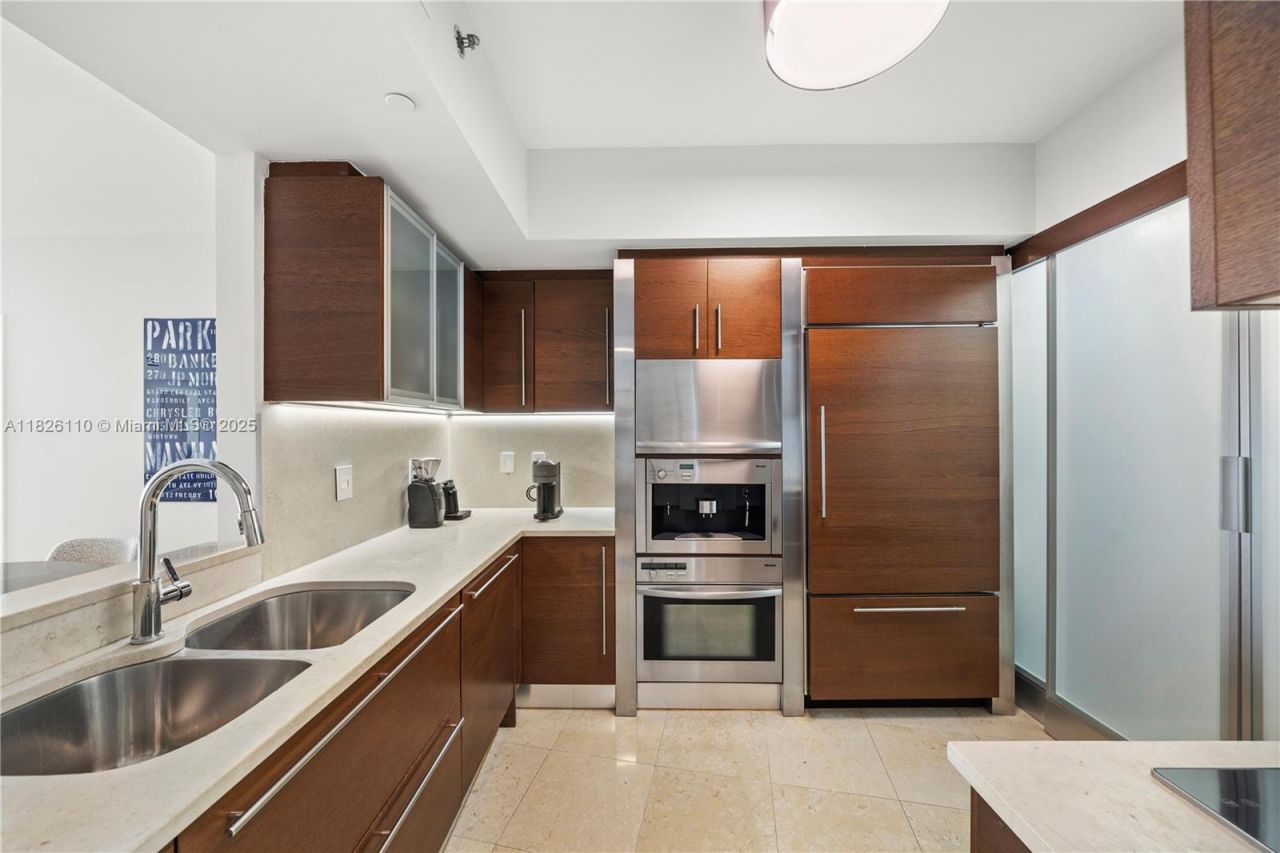 450 Alton Rd, Unit 2705, Miami Beach, FL 33139 Photo