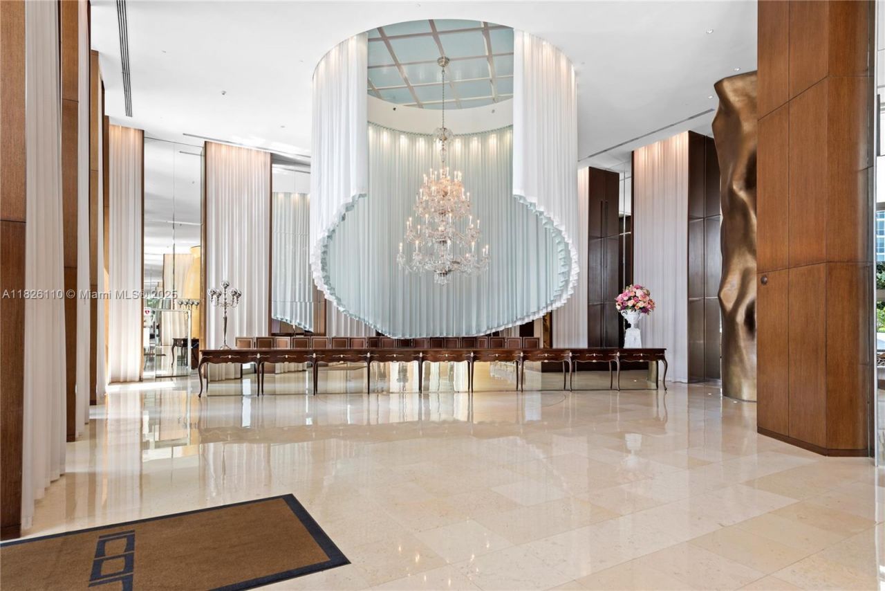 450 Alton Rd, Unit 2705, Miami Beach, FL 33139 Photo