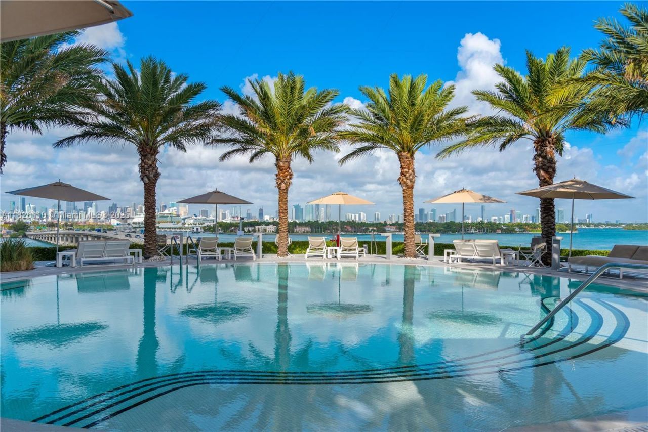 450 Alton Rd, Unit 2705, Miami Beach, FL 33139 Photo