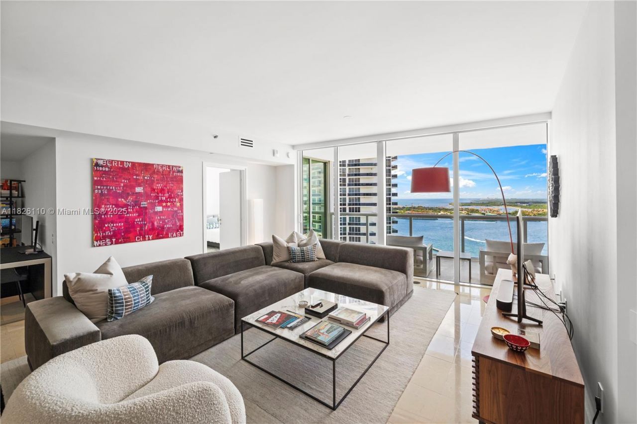 450 Alton Rd, Unit 2705, Miami Beach, FL 33139 Photo