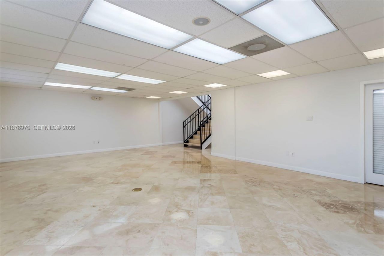 8216 NW 30th Ter, Doral, FL 33122 Photo