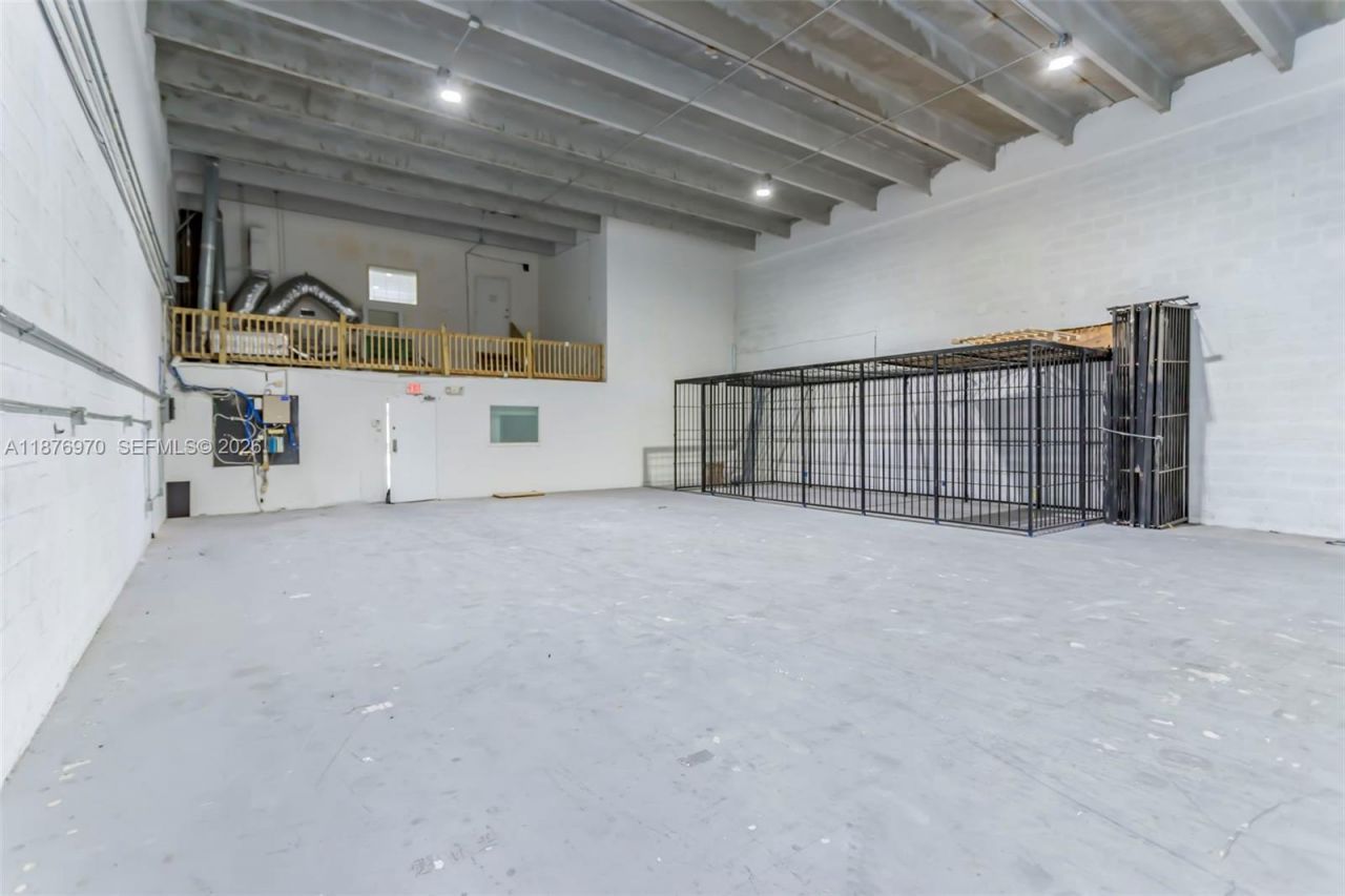 8216 NW 30th Ter, Doral, FL 33122 Photo