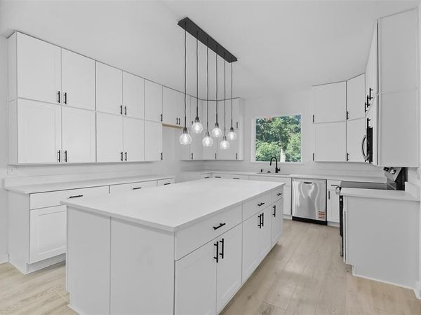 605 N Main Street, Winnsboro, TX 75494