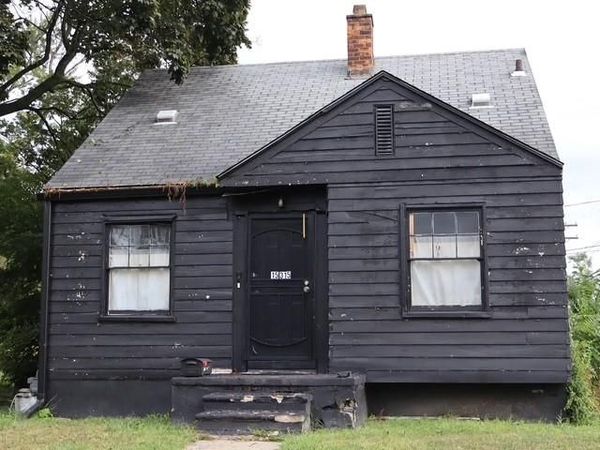 15315 Park Grove Street, Detroit, MI 48205
