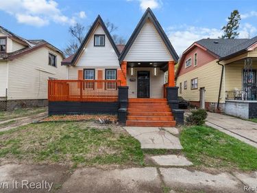 12057 Sanford Street, Detroit, MI 48205