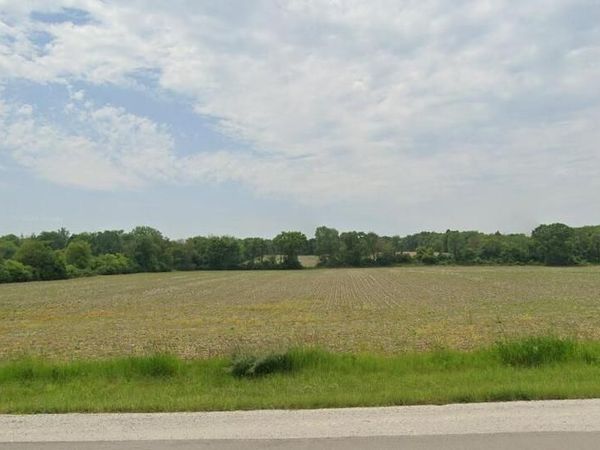 4235 S RACINE AVENUE, New Berlin, WI 53146