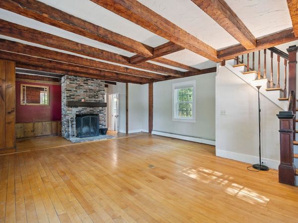 295 Andover Road, New London, NH 03257