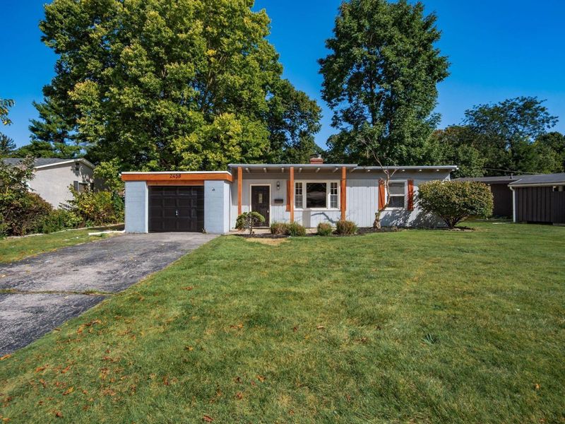 2458 Edgevale Road, Columbus, OH 43221 Photo 2