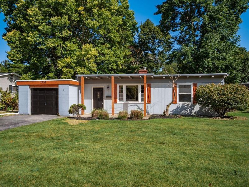 2458 Edgevale Road, Columbus, OH 43221 Photo 3