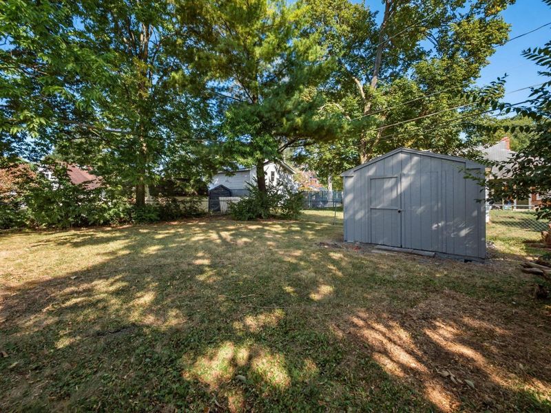 2458 Edgevale Road, Columbus, OH 43221 Photo 31