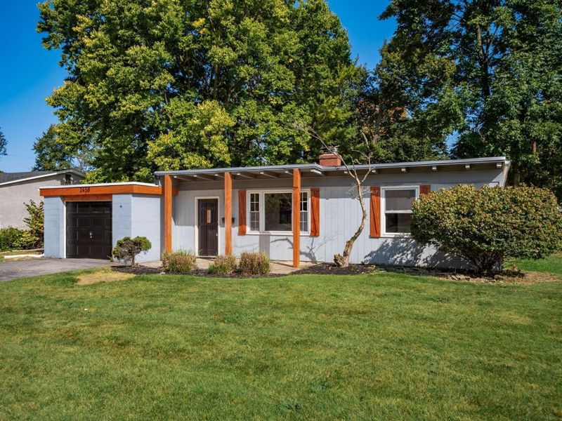 2458 Edgevale Road, Columbus, OH 43221 Photo 4