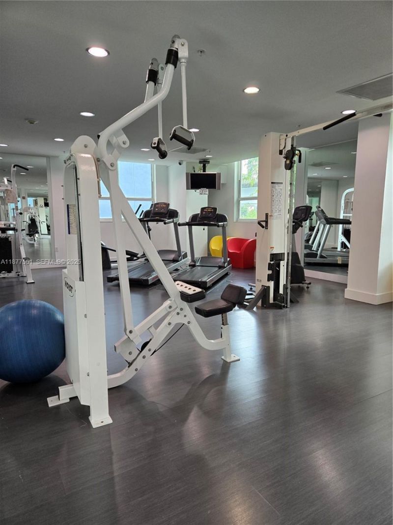 234 NE 3rd St, Unit 1104, Miami, FL 33132 Photo