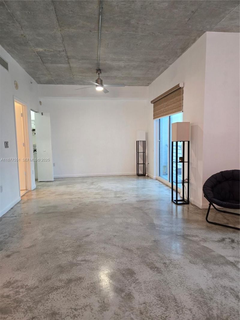 234 NE 3rd St, Unit 1104, Miami, FL 33132 Photo