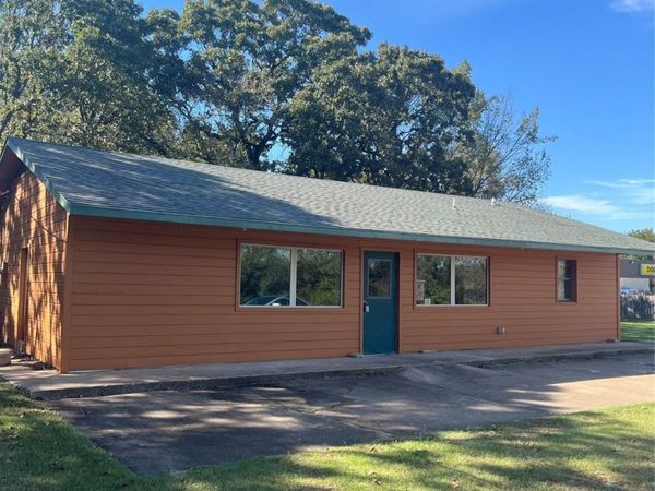 415 N 8th Street , Barnsdall, OK 74002