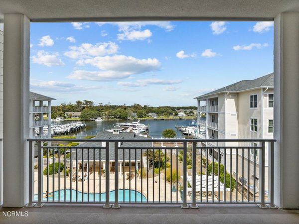 150 Lands End Road, Unit A33, Morehead City, NC 28557
