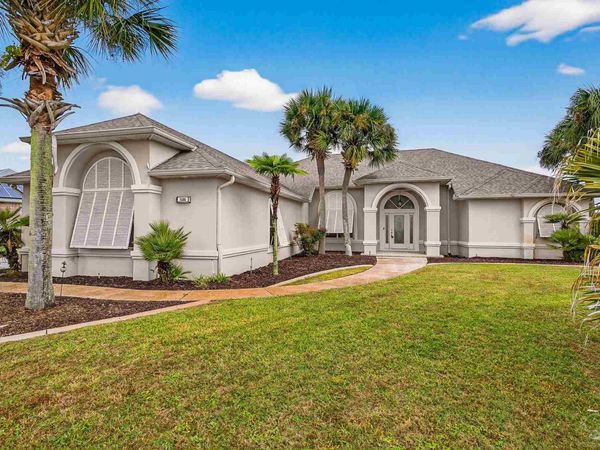 1136 Naples Dr, Pensacola, FL 32507