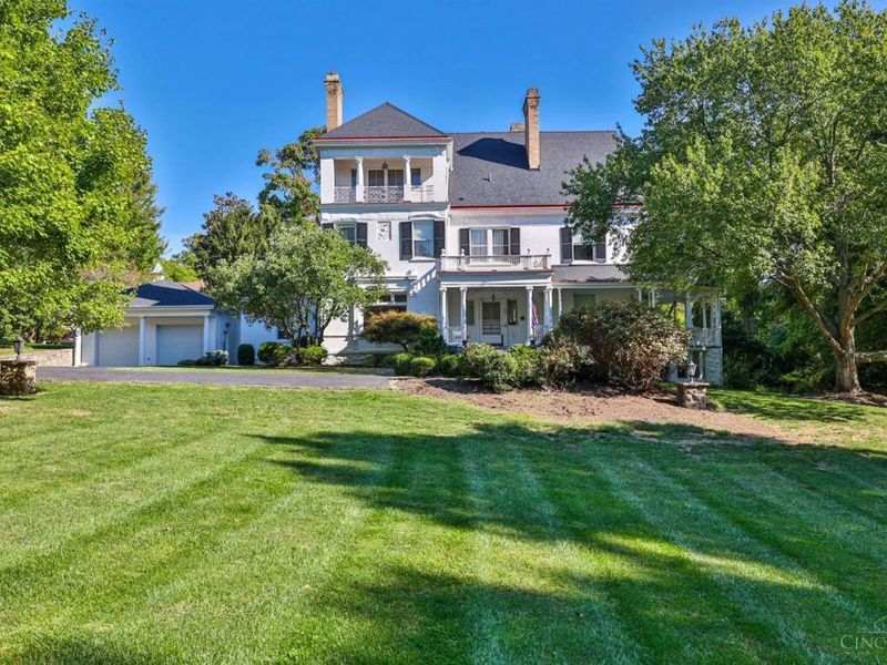 320 Reily Road, Wyoming, OH 45215 Photo 2