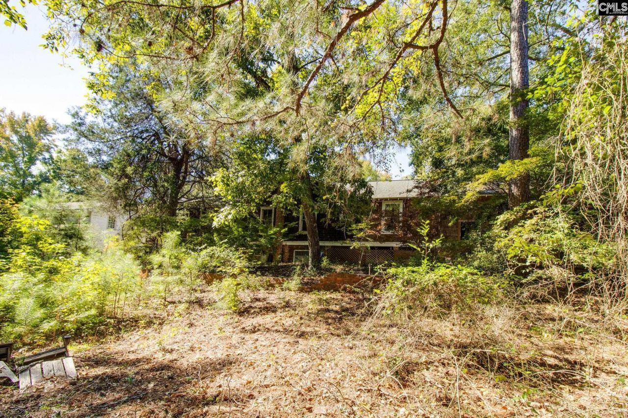 420 S Church Street Photo 24