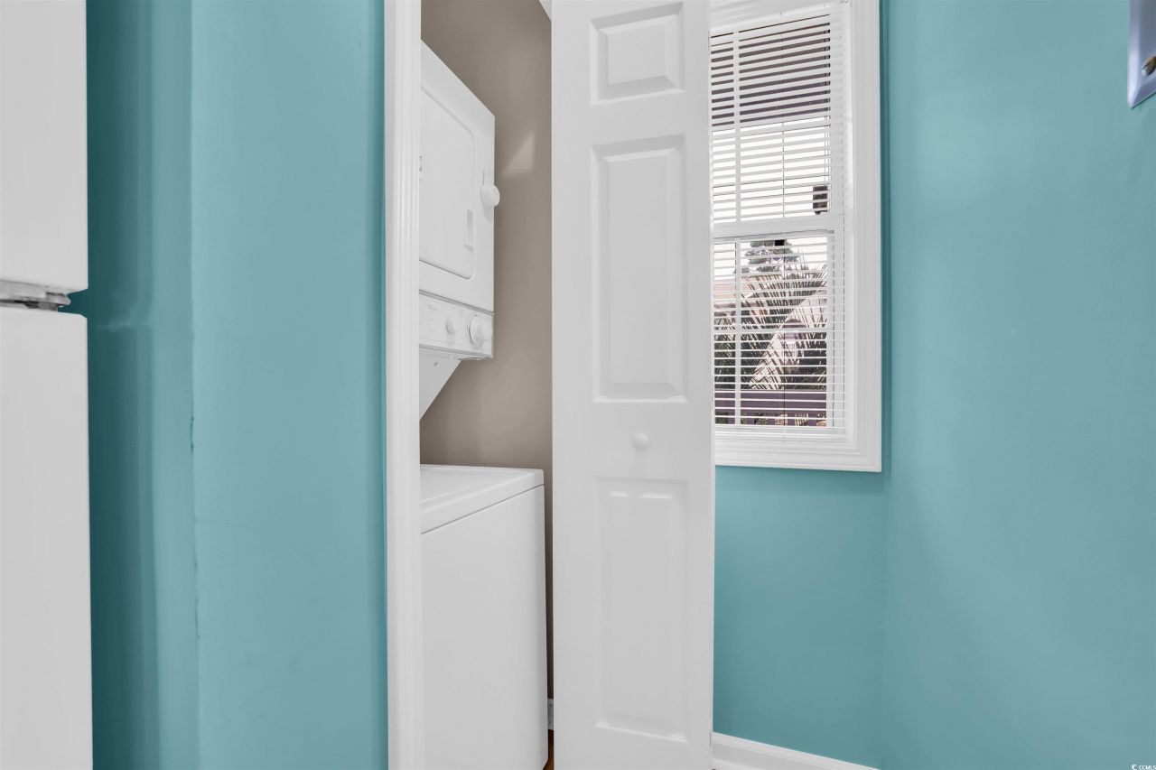 4417 Eastport Blvd. Photo 6