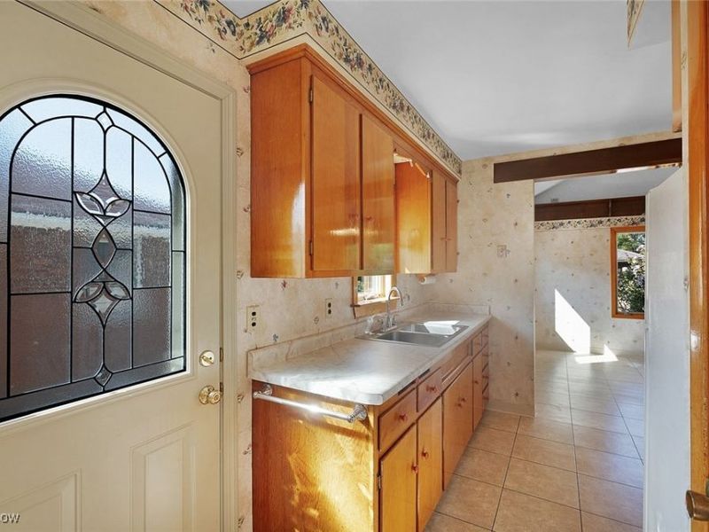 30209 Oakdale Road, Willowick, OH 44095 Photo 11