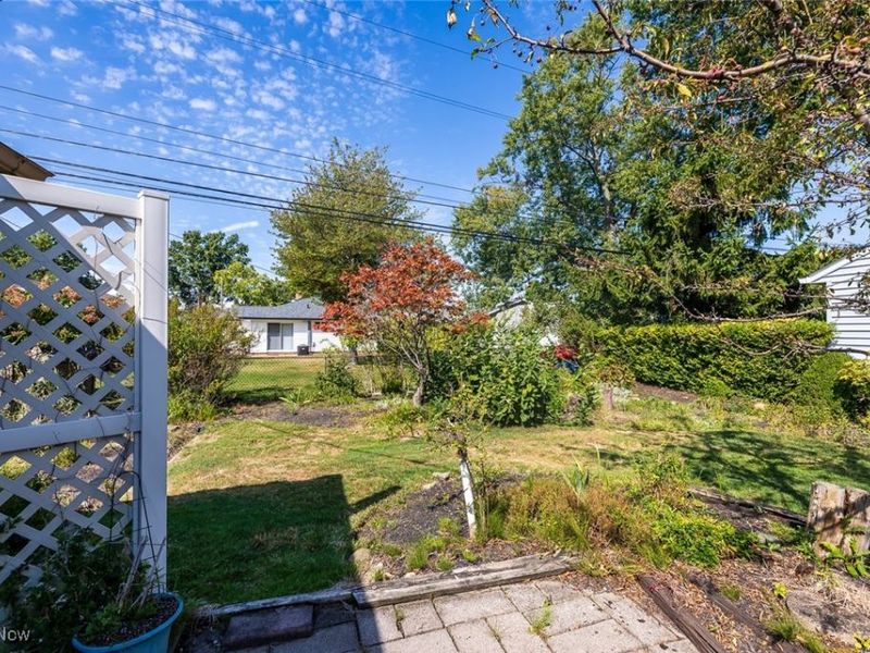 30209 Oakdale Road, Willowick, OH 44095 Photo 5