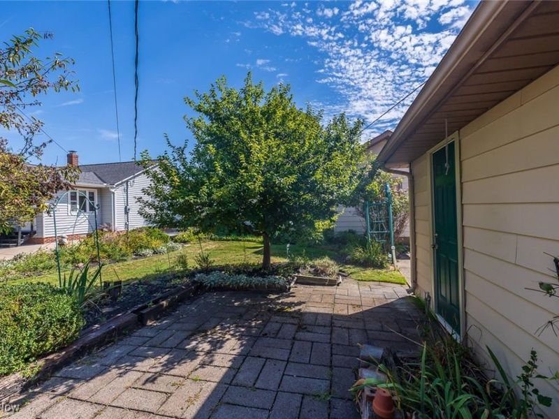 30209 Oakdale Road, Willowick, OH 44095 Photo 7