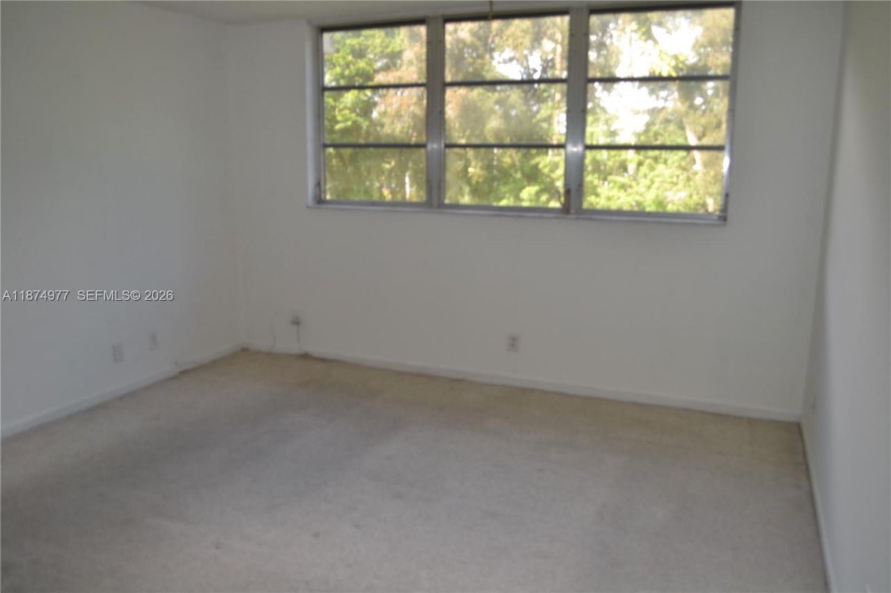 300 S Hollybrook Dr, Unit 203, Pembroke Pines, FL 33025 Photo