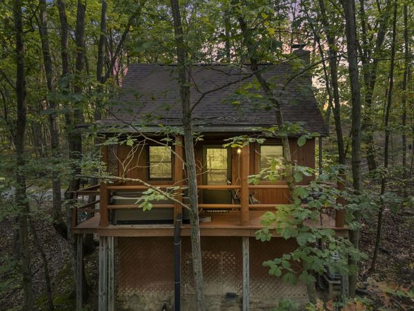 14811 Burcham Road , Logan, OH 43138