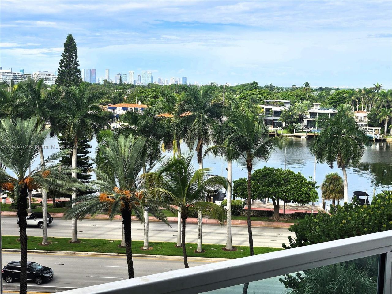 5161 Collins Ave, Unit 707, Miami Beach, FL 33140 Photo