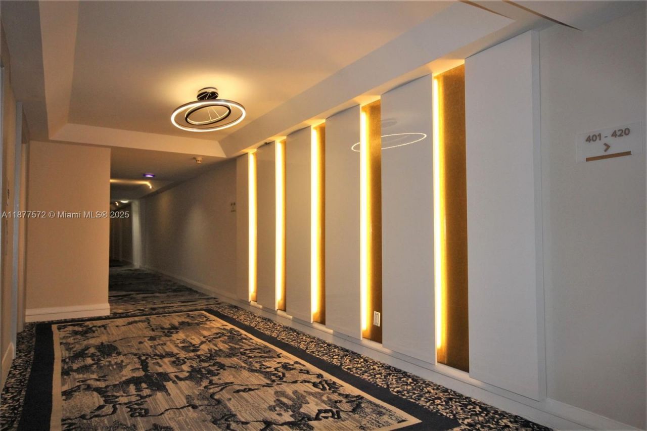 5161 Collins Ave, Unit 707, Miami Beach, FL 33140 Photo