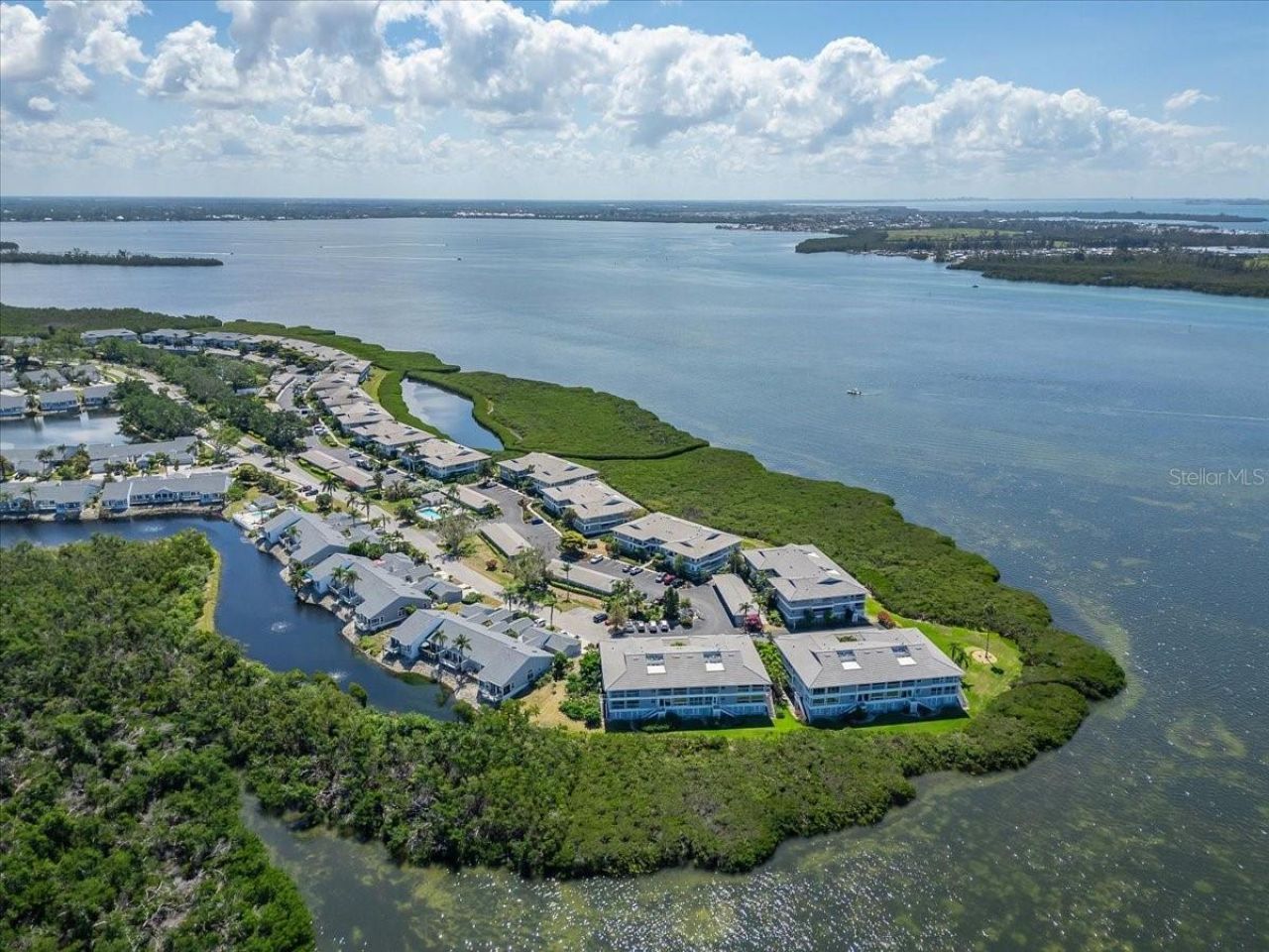1343 Perico Point Circle, Unit 117, Bradenton, FL 34209 Photo