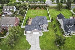 212 Duchess Ct. photo 4