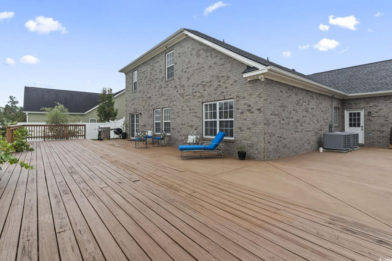 212 Duchess Ct. Photo 30