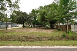 537 Woodland Dr. photo 4