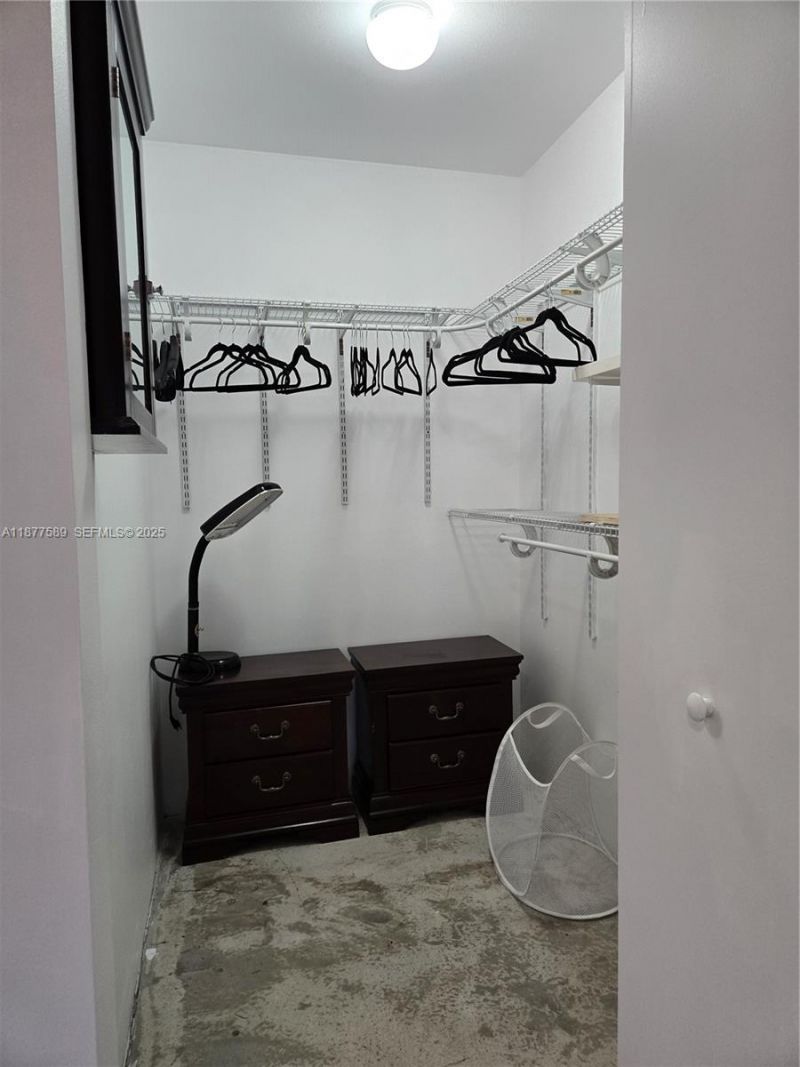 234 NE 3rd St, Unit 1104, Miami, FL 33132 Photo
