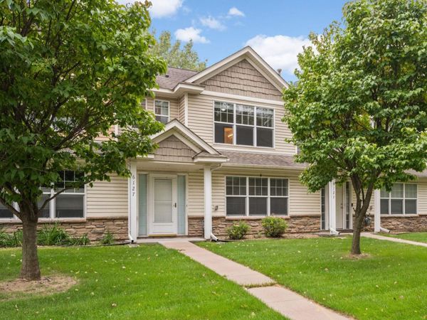 6127 32nd Avenue N, Crystal, MN 55422