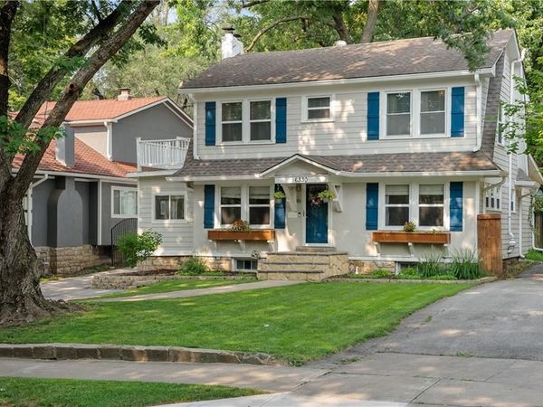 6330 Oak Street, Kansas City, MO 64113