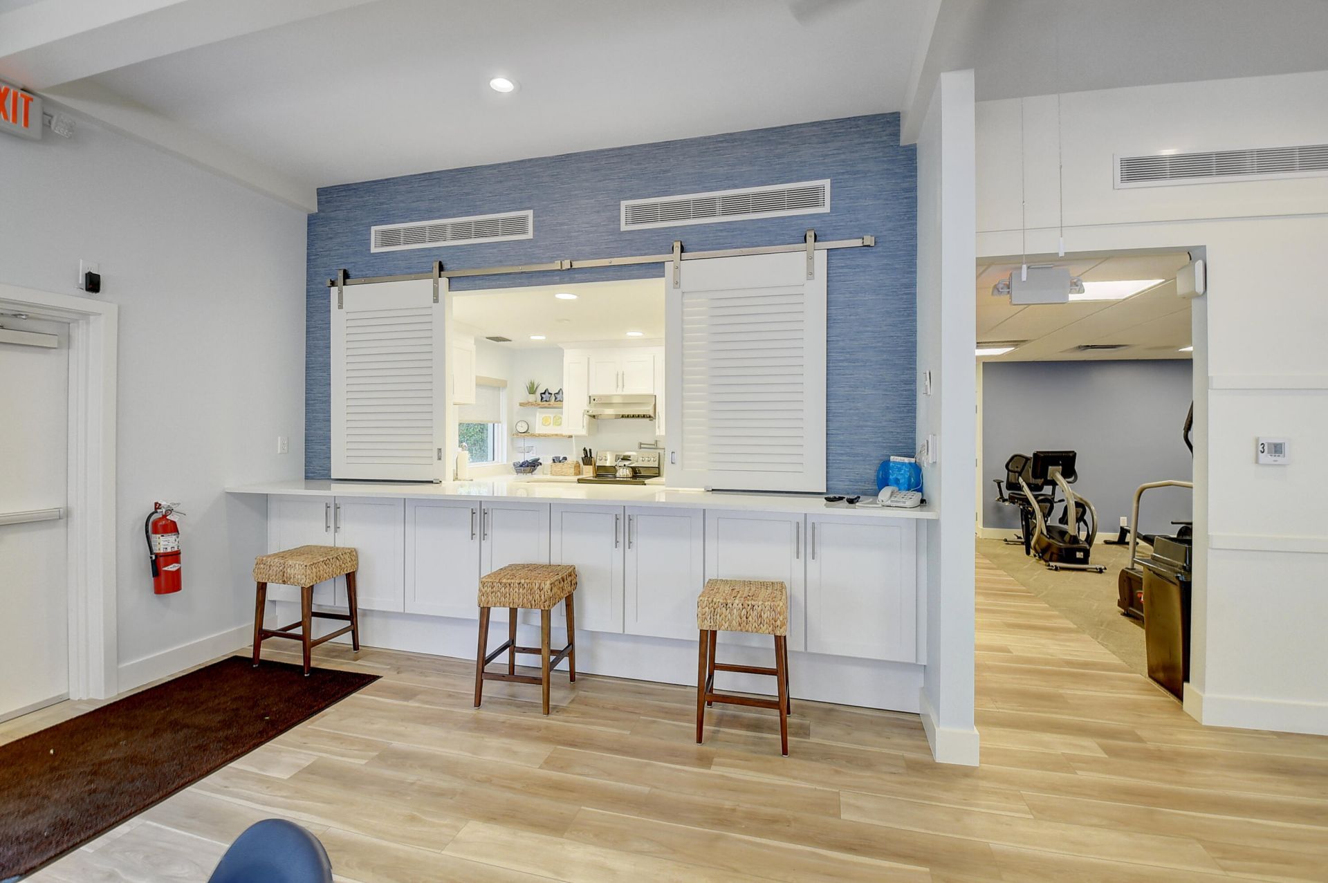 920 Dogwood Drive, Unit 560, Delray Beach, FL 33483 Photo