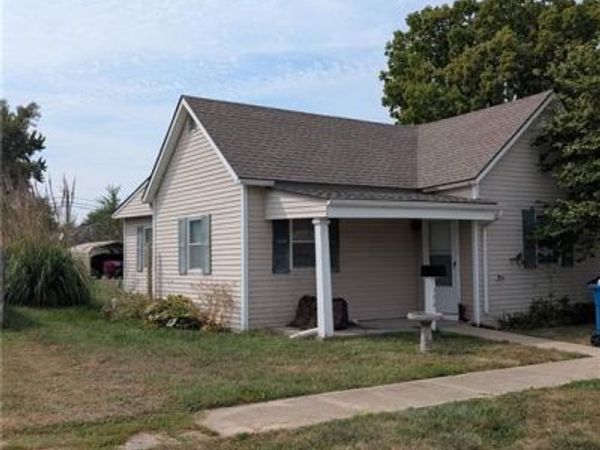 308 W Dryden Street, Odessa, MO 64076