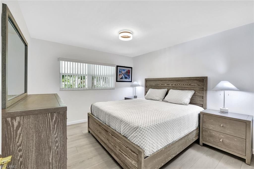 1055 Forest Lakes Dr, Unit F203, Naples, FL 34105 Photo