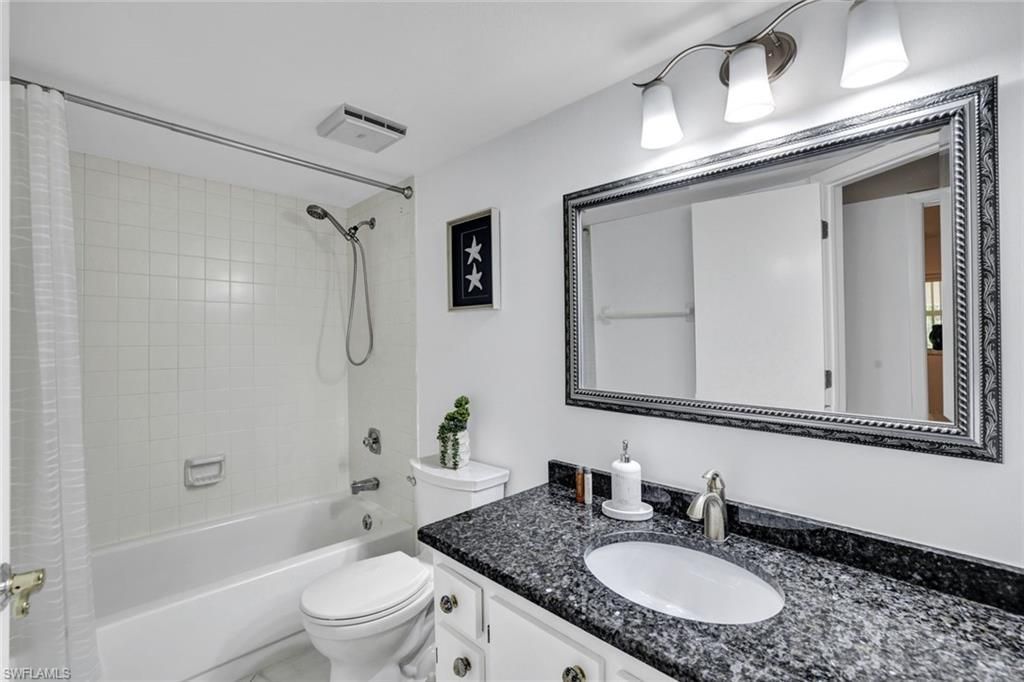 1055 Forest Lakes Dr, Unit F203, Naples, FL 34105 Photo