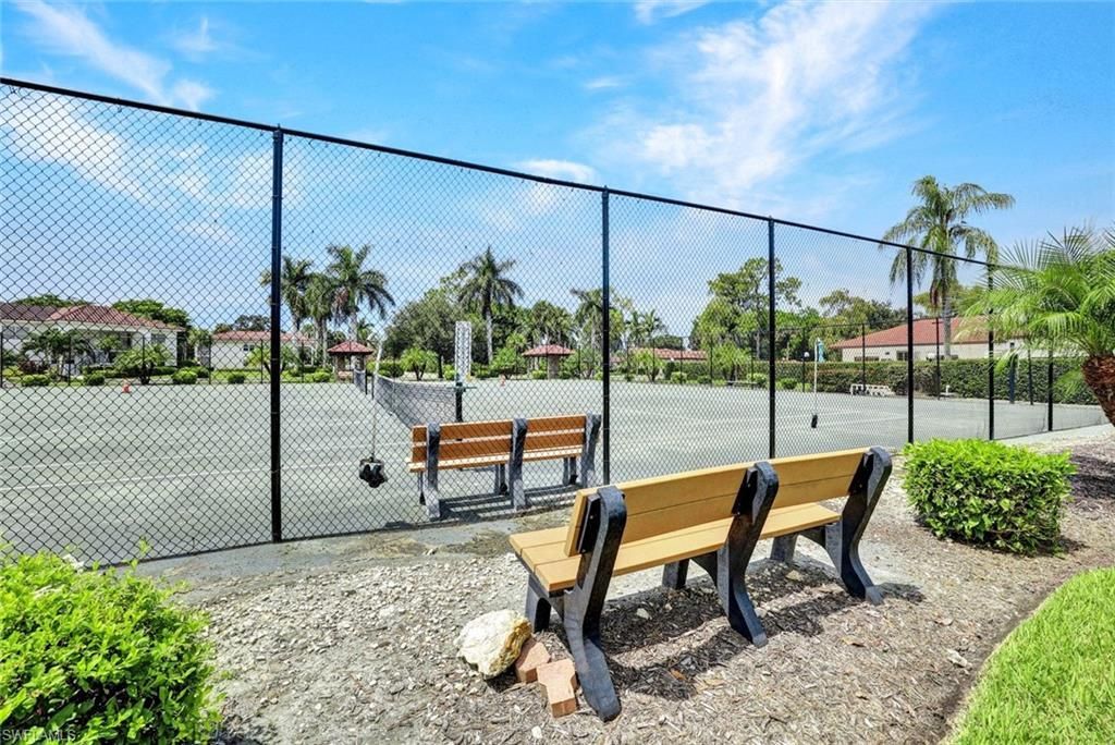 1055 Forest Lakes Dr, Unit F203, Naples, FL 34105 Photo