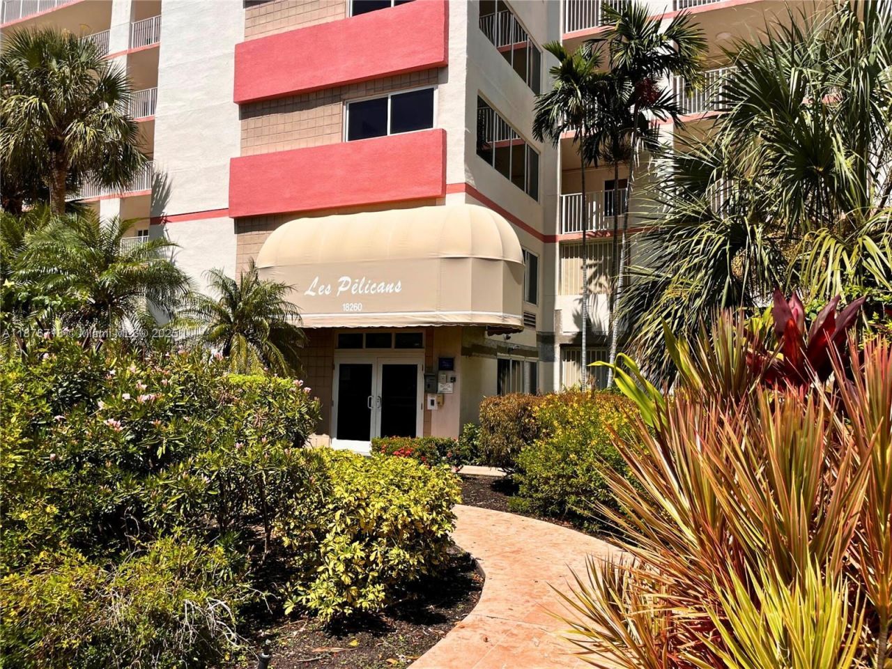 18260 N Bay Rd, Unit 320, Sunny Isles Beach, FL 33160 Photo