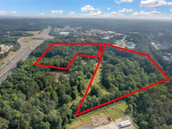 643 N Rope Mill Road, Woodstock, GA 30188