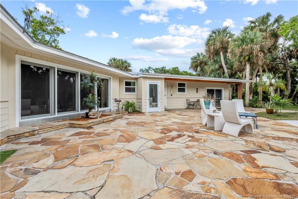 1001 S 11th Street, Fort Pierce, FL 34950 Photo