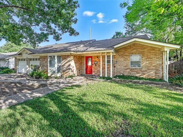 1703 Park Hill Drive, Arlington, TX 76012