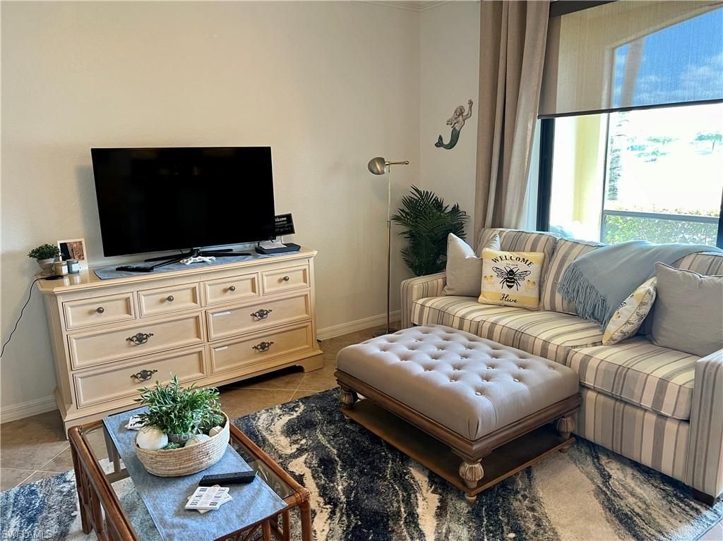 9518 Avellino Way, Unit 2313, Naples, FL 34113 Photo