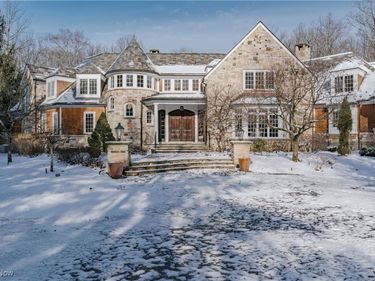 7955 Gray Eagle Chase, Gates Mills, OH 44040