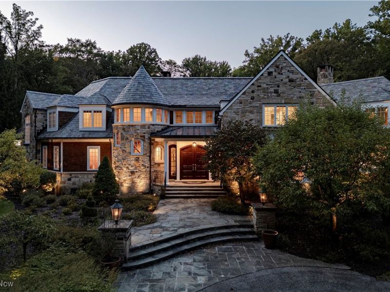 7955 Gray Eagle Chase, Gates Mills, OH 44040 Photo 1